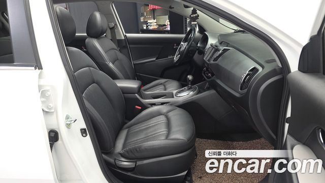 Kia Sportage 2015 — photo 17