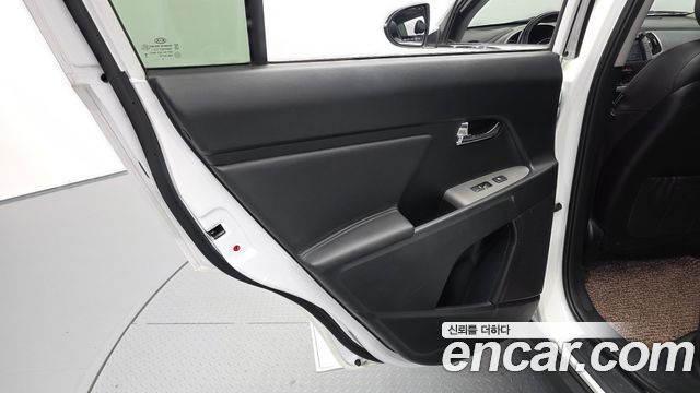 Kia Sportage 2015 — photo 15