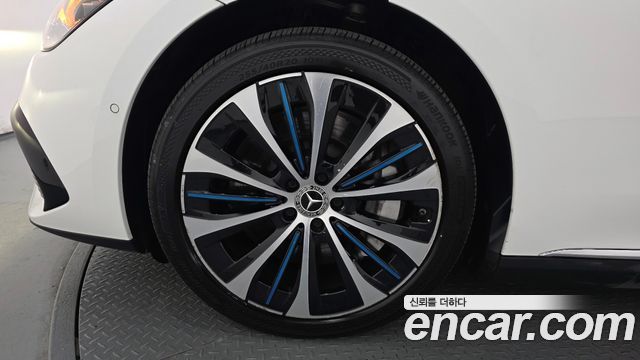 Mercedes-Benz EQE 2023 — photo 5