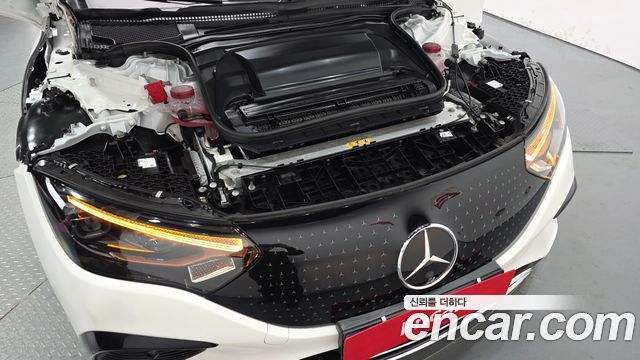 Mercedes-Benz EQE 2023 — photo 6