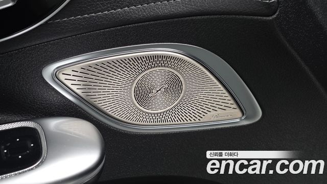 Mercedes-Benz EQE 2023 — photo 34