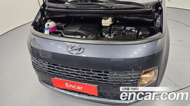 Hyundai Staria 2023 — photo 6