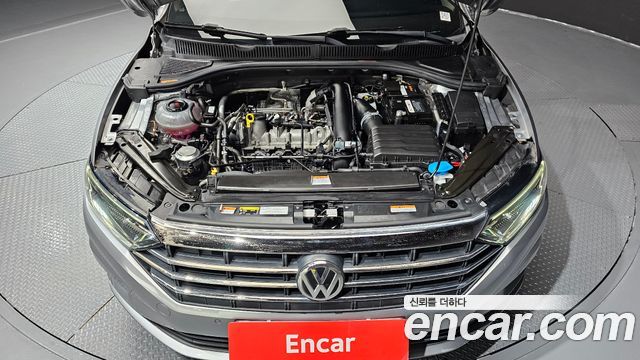 Volkswagen Jetta 2021 — photo 6