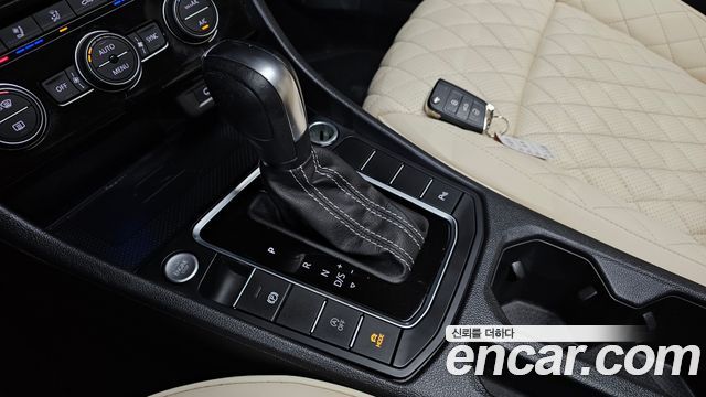 Volkswagen Jetta 2021 — photo 12
