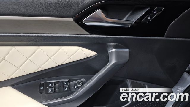Volkswagen Jetta 2021 — photo 29