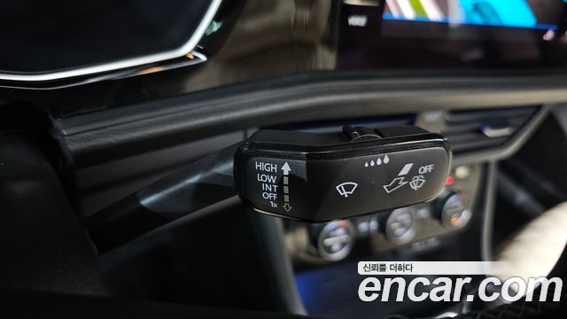Volkswagen Jetta 2021 — photo 32