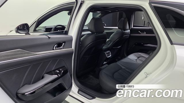 Kia K5 2026 — photo 16