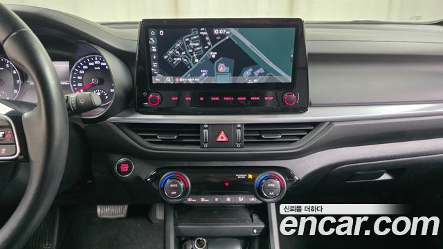 Kia K3 2022 — photo 19