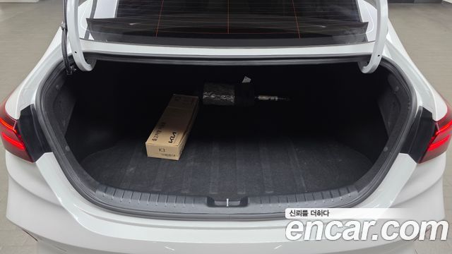 Kia K3 2022 — photo 22