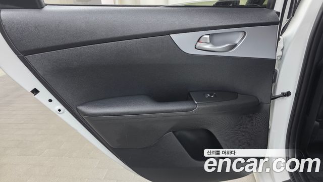 Kia K3 2022 — photo 15