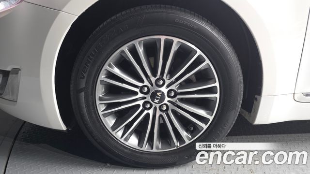 Kia K7 2015 — photo 5