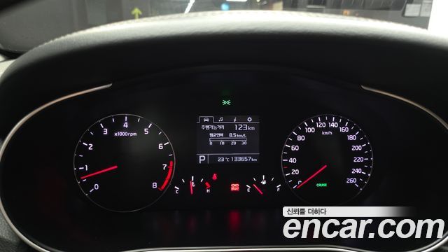 Kia K7 2015 — photo 8