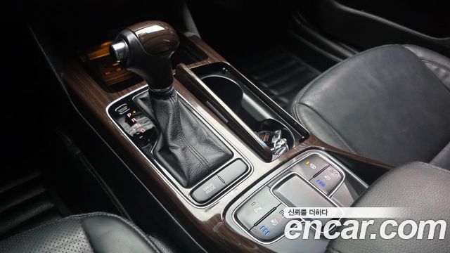 Kia K7 2015 — photo 9