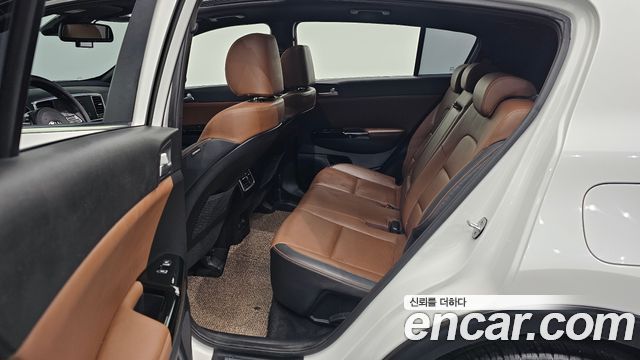 Kia Sportage 2019 — photo 18