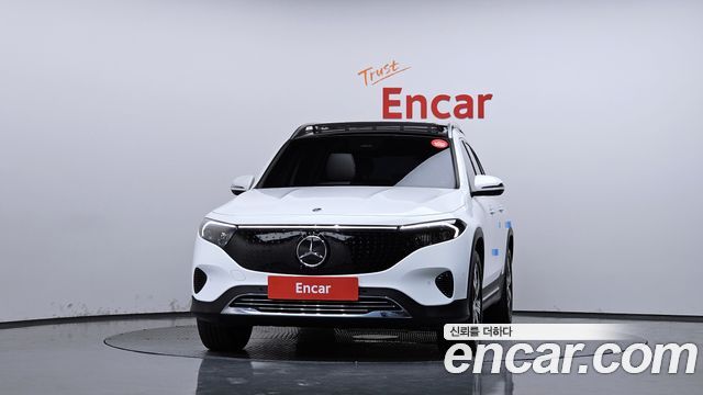 Mercedes-Benz EQB 2026 — photo 3