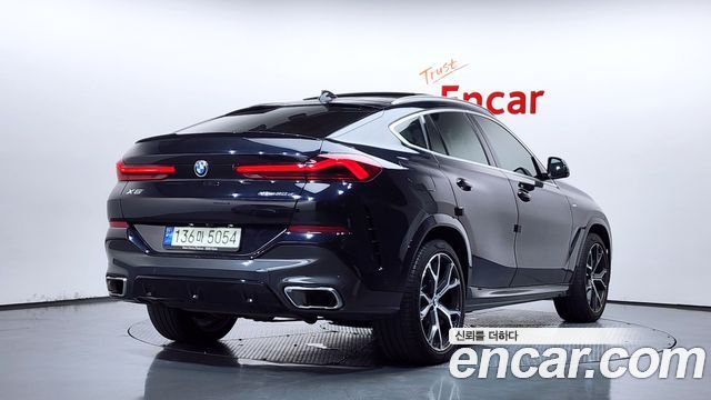 BMW X6 2021 — photo 2