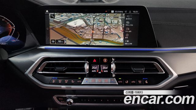 BMW X6 2021 — photo 14
