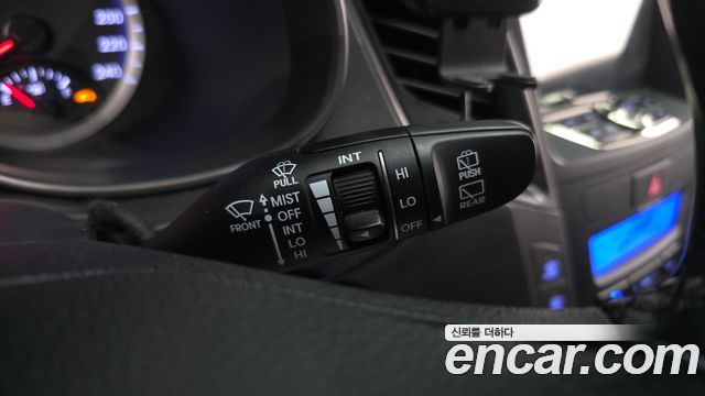 Hyundai Santafe 2015 — photo 23