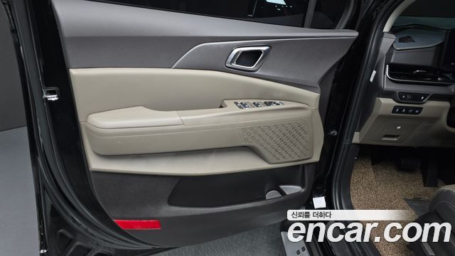 Kia Canival 2025 — photo 14