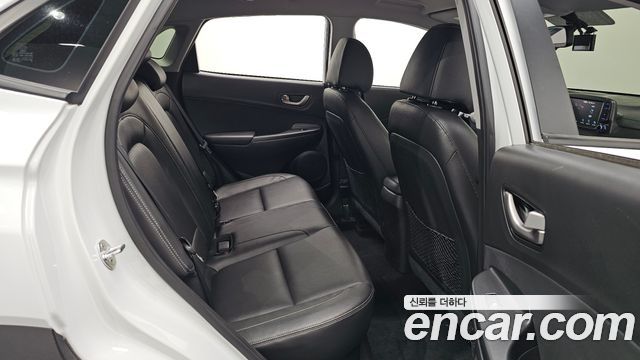 Hyundai Kona 2018 — photo 18