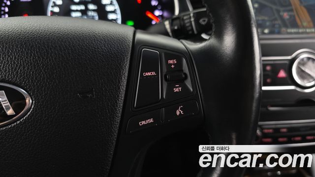 Kia K7 2015 — photo 17