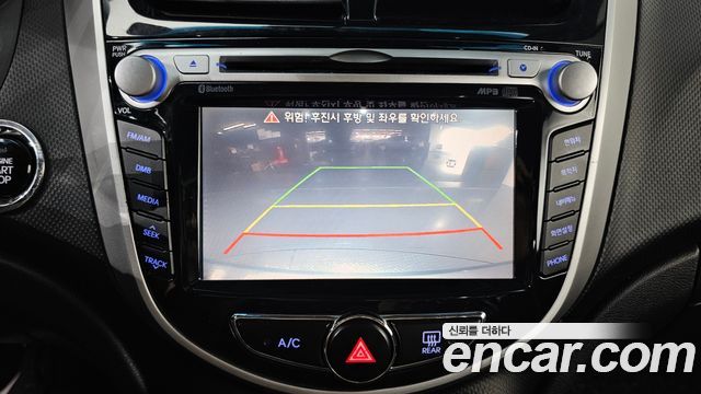 Hyundai Accent 2014 — photo 16