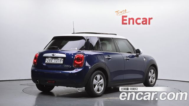 Mini Cooper 2015 — photo 2