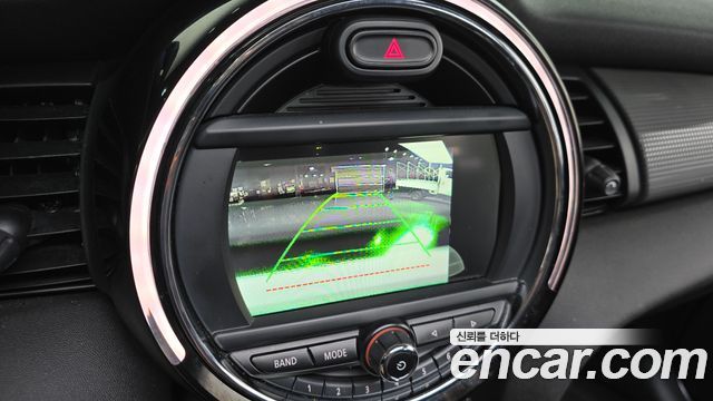 Mini Cooper 2015 — photo 20