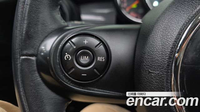 Mini Cooper 2015 — photo 24