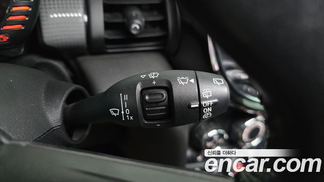 Mini Cooper 2015 — photo 28