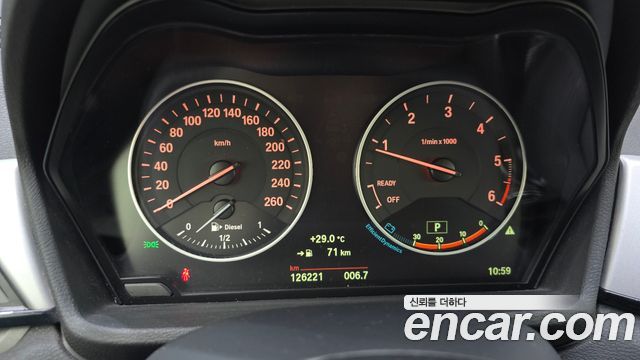 BMW X1 2016 — photo 8