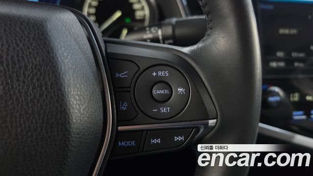 Toyota Camry 2019 — photo 21