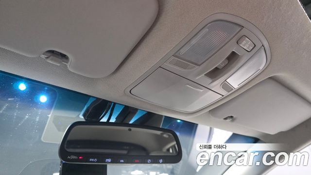 Hyundai Ioniq 2016 — photo 18