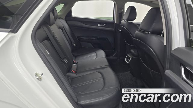 Kia K5 2021 — photo 17