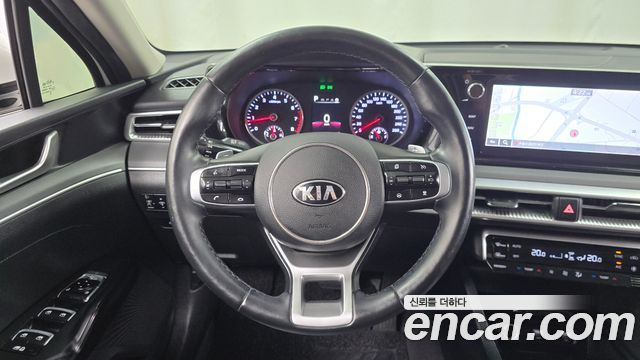 Kia K5 2021 — photo 18