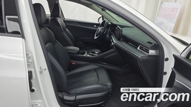 Kia K5 2021 — photo 16