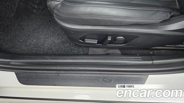 Kia K5 2021 — photo 31
