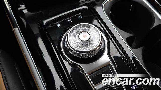 Kia Canival 2023 — photo 9