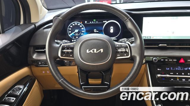 Kia Canival 2023 — photo 14
