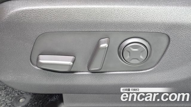 Kia Canival 2023 — photo 15