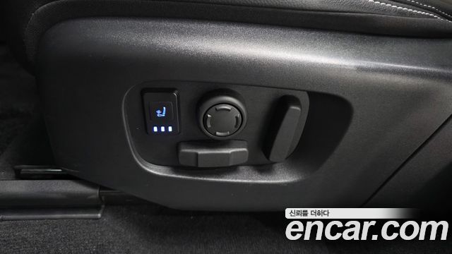 Land Rover Discovery Sport 2024 — photo 24
