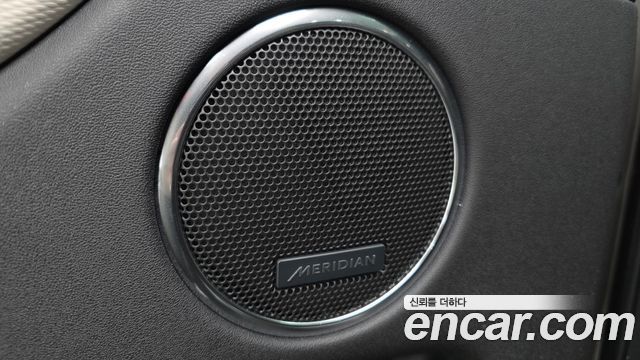 Land Rover Discovery Sport 2024 — photo 25