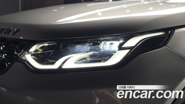 Land Rover Discovery Sport 2024 — photo 8