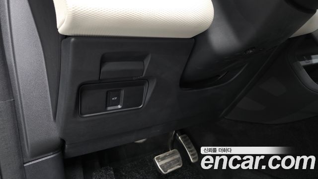 Land Rover Discovery Sport 2024 — photo 28