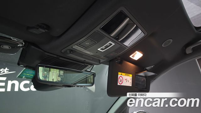 Land Rover Discovery Sport 2024 — photo 31