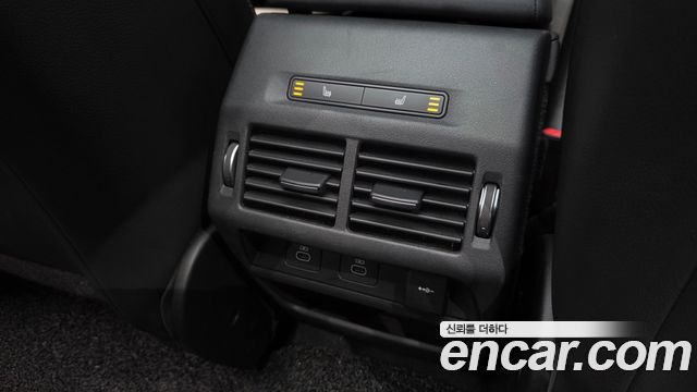 Land Rover Discovery Sport 2024 — photo 33