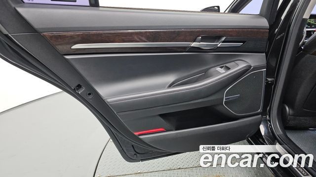 Genesis EQ900 2018 — photo 15