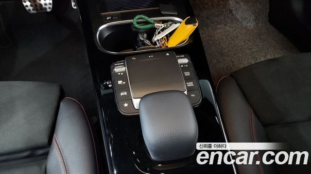 Mercedes-Benz CLA-Class 2021 — photo 26