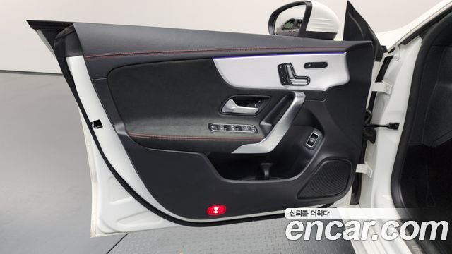 Mercedes-Benz CLA-Class 2021 — photo 14