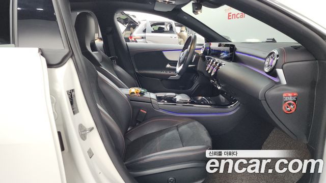 Mercedes-Benz CLA-Class 2021 — photo 16